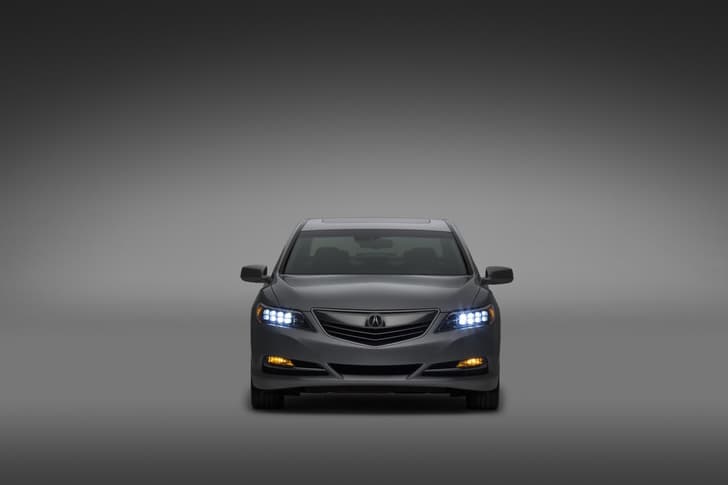 2013 Acura RLX saloon photo gallery